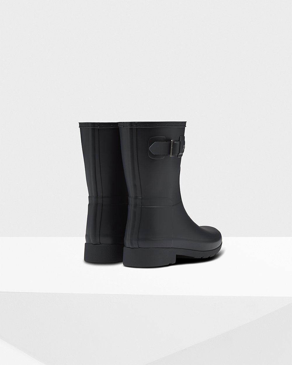 Hunter Refined Slim Fit Short Rain Boots - Sale Clearance Womens Navy - WCAPTY503